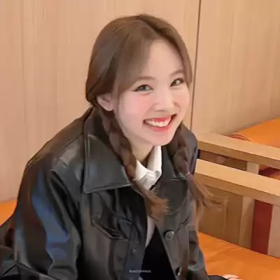 郁雁卉